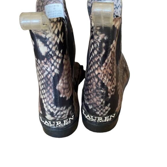 Lauren Ralph Lauren Tally Bo Rai Snakeskin Print Rubber Ankle Pull On Booties 9 - Picture 4 of 7